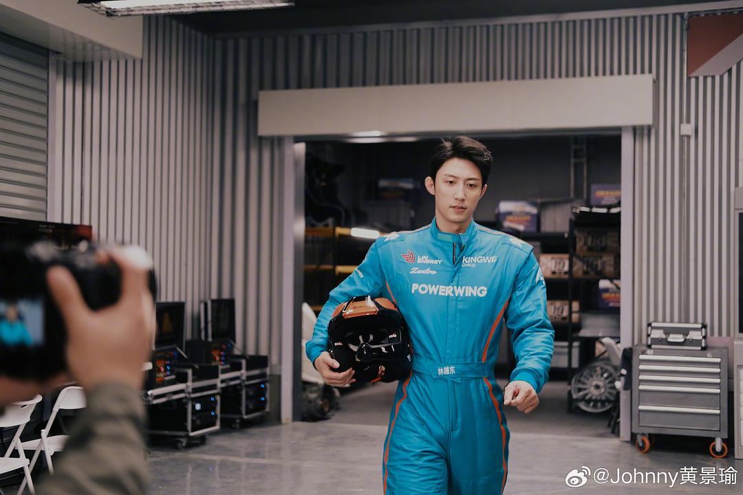 飞驰人生3Fei Chi Ren Sheng 3(2026)插图1%4K电影下载_3D影视资源_杜比视界迅雷下载